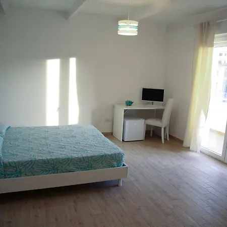 Bed & Breakfast Le Tre Spiagge 3*