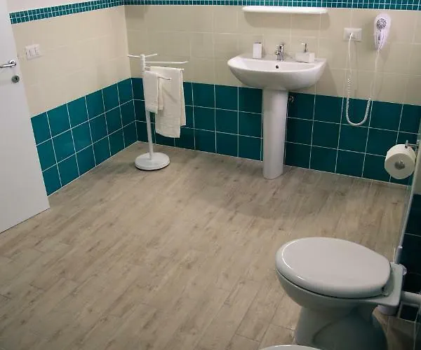 Le Tre Spiagge Oda ve Kahvaltı Calasetta